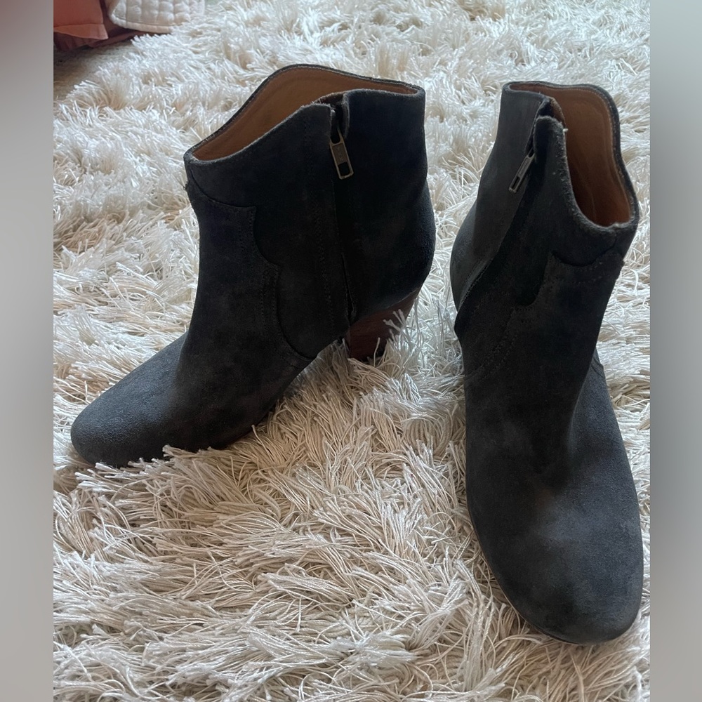 Isabel Marant Dicker grey boots
